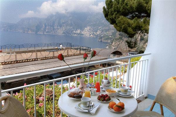 Hotel Le Fioriere Праяно Ресторан фото
